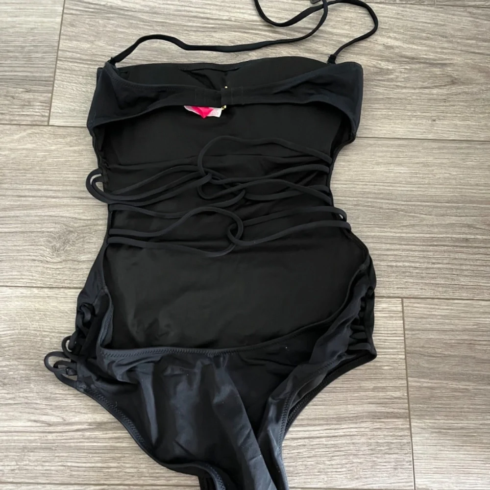 Victoria’s Secret One Piece Bathing Suit - Picture 2 of 2